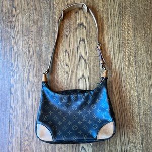 Louis Vuitton Vintage Boulogne Shoulder Bag